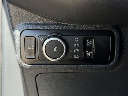 Used 2025 Ford Explorer ST-Line RWD image 23