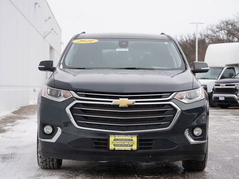 Used 2021 Chevrolet Traverse LT w/ LPO, Floor Liner Package image 8