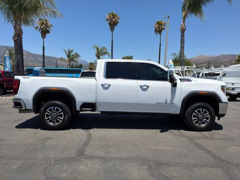 Used 2023 GMC Sierra 2500 SLT w/ SLT Preferred Package AWD/4WD image 9