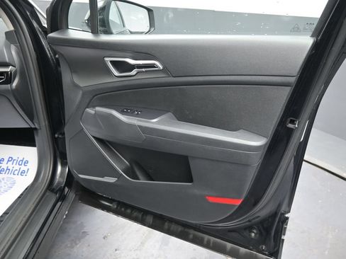Used 2026 Kia Sportage LX FWD image 19
