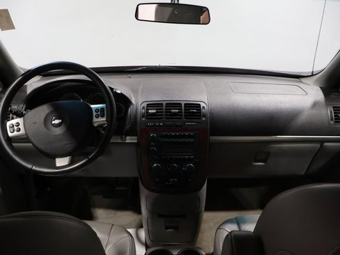 Used 2005 Chevrolet Uplander LT w/ Premium Seating Package image 16