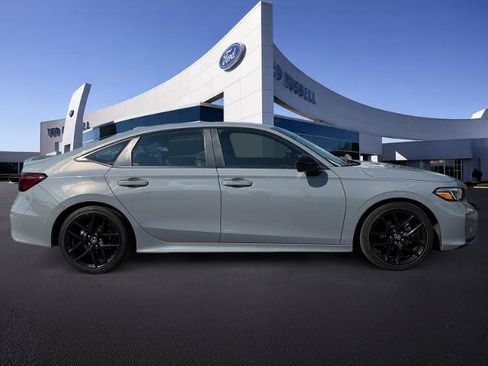 Used 2025 Honda Civic Sport image 5