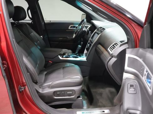 Used 2015 Ford Explorer Sport w/ Equipment Group 401A AWD/4WD image 23
