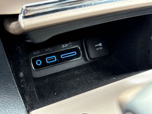 Used 2016 Jeep Grand Cherokee Limited image 27