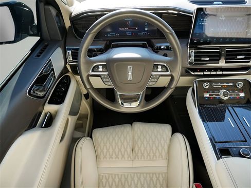 Used 2024 Lincoln Navigator L Black Label image 14