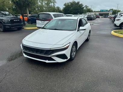 Used 2026 Hyundai Elantra SE