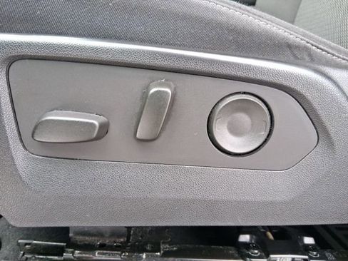 Used 2023 GMC Canyon Elevation w/ Convenience Package image 13