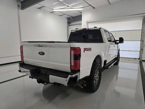 Used 2023 Ford F250 Lariat w/ FX4 Off-Road Package AWD/4WD image 8