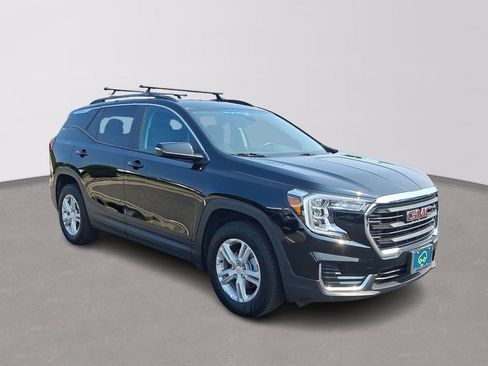 Certified 2023 GMC Terrain SLE w/ Driver Convenience Package AWD/4WD image 3
