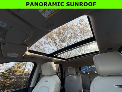 Used 2021 Ford Expedition Platinum image 29