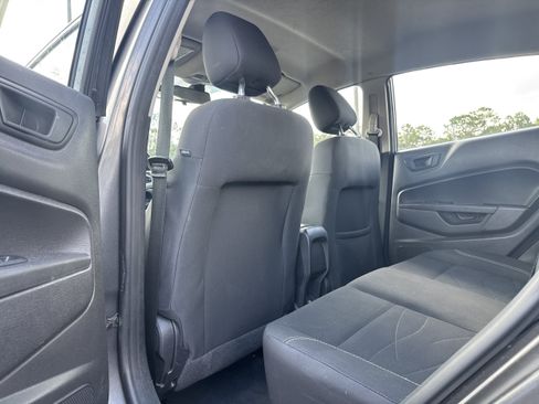 Used 2018 Ford Fiesta SE FWD image 20