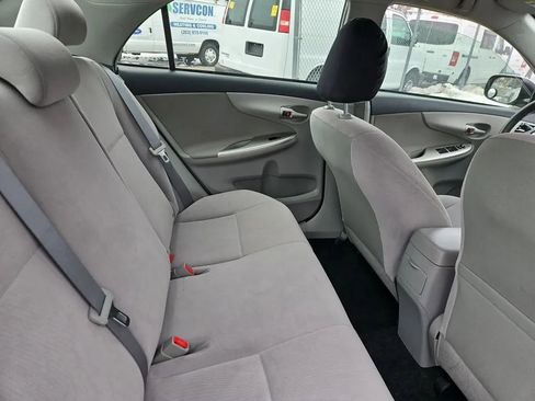 Used 2011 Toyota Corolla LE image 8
