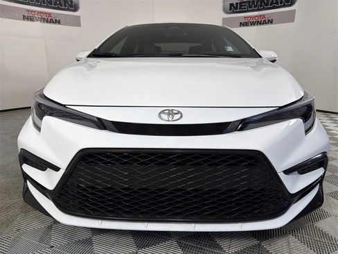 Used 2024 Toyota Corolla SE image 8