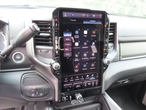 New 2026 RAM 3500 Laramie AWD/4WD image 5