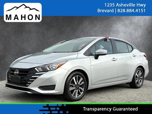 Used 2023 Nissan Versa SV FWD image 1