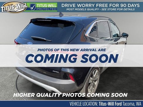 Used 2025 Ford Escape Platinum AWD/4WD image 4