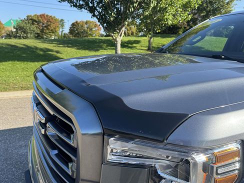 Used 2020 GMC Sierra 1500 AT4 w/ AT4 Premium Package image 12