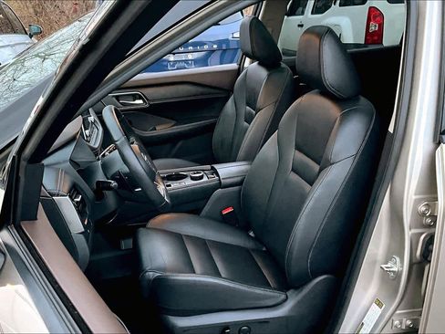 Used 2021 Nissan Rogue SL image 8