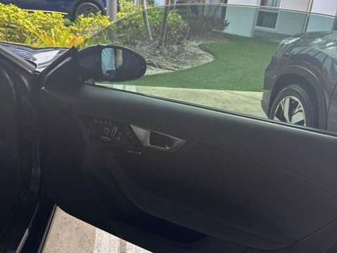 Used 2014 Jaguar F-TYPE Convertible image 13