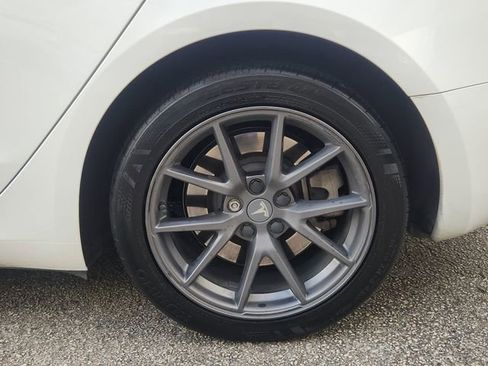 Used 2023 Tesla Model 3 Standard Range image 32