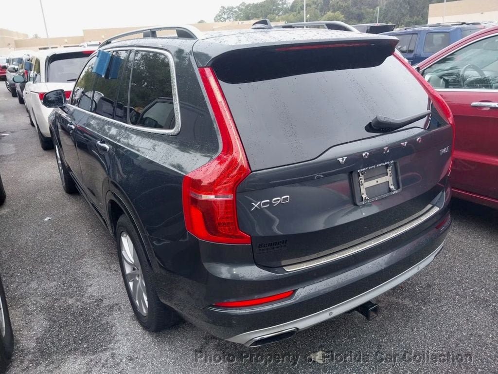 Used 2016 Volvo XC90 T6 Momentum w/ Momentum Plus Package AWD/4WD image 3