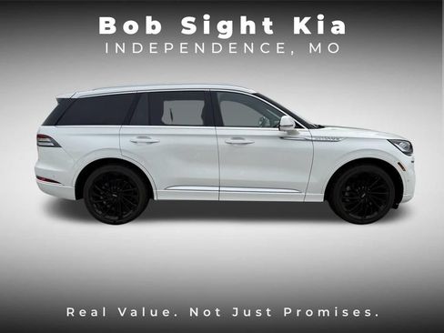 Used 2021 Lincoln Aviator Reserve w/ Equipment Group 208A AWD/4WD image 15