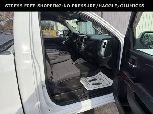 Used 2017 GMC Sierra 1500 SLE w/ SLE Preferred Package image 25