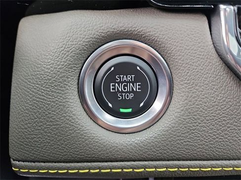 Certified 2026 Chevrolet Colorado ZR2 w/ Technology Package image 17