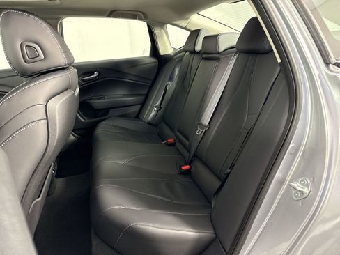 Certified 2025 Acura TLX w/ Technology Package image 24