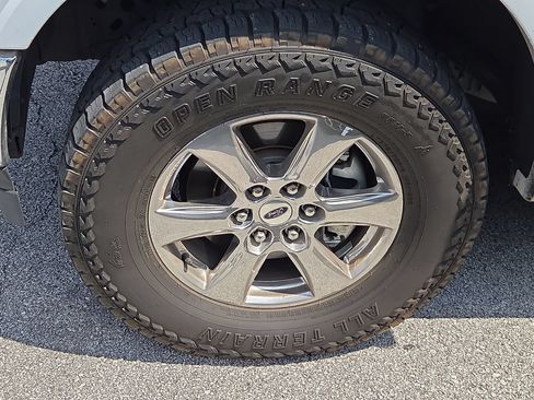 Used 2020 Ford F150 Lariat w/ Equipment Group 502A Luxury AWD/4WD image 3