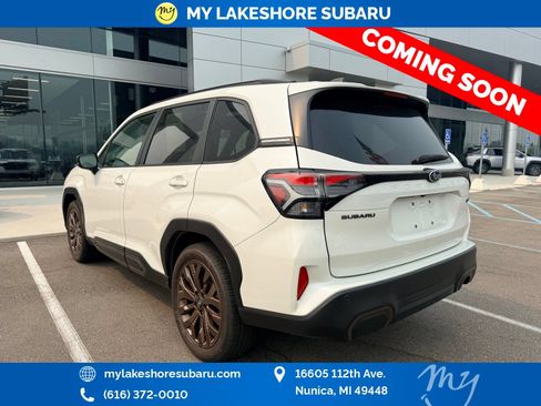 Used 2025 Subaru Forester Sport AWD/4WD image 7