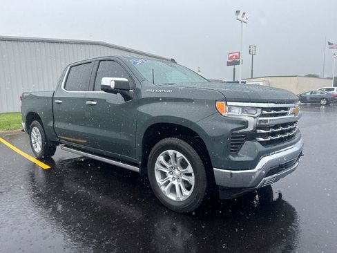 Used 2025 Chevrolet Silverado 1500 LTZ w/ LTZ Premium Package AWD/4WD image 9