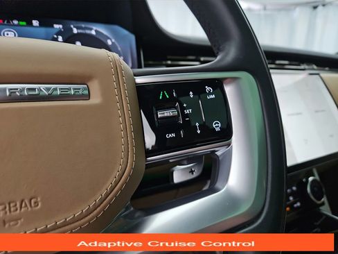 Used 2023 Land Rover Range Rover SE image 38