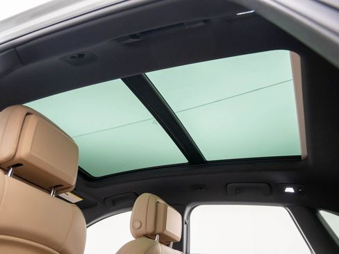 New 2026 Porsche Macan S image 17