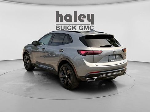 Used 2025 Buick Envision Sport Touring AWD/4WD image 3