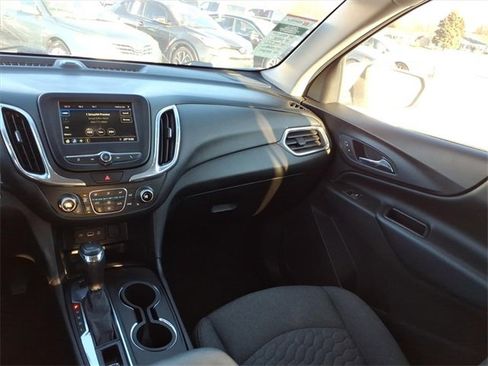 Used 2019 Chevrolet Equinox LT image 18
