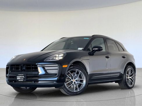 Certified 2026 Porsche Macan AWD/4WD image 1