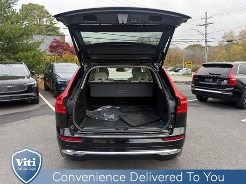 Certified 2023 Volvo XC60 B5 Ultimate image 23