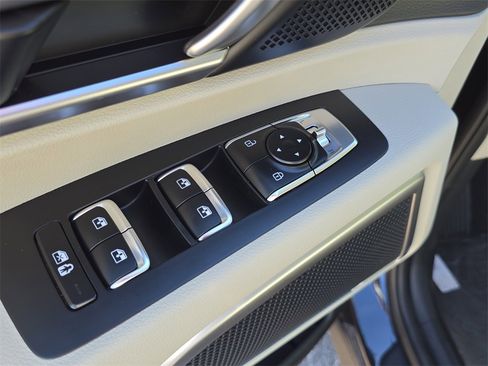 New 2025 Kia Telluride S image 22