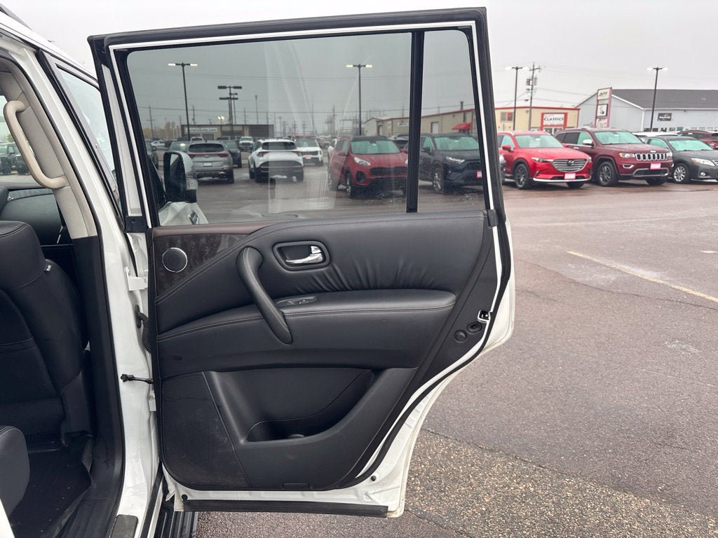Used 2021 Nissan Armada Platinum w/ Captain's Chairs Package AWD/4WD image 37