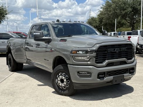 New 2026 RAM 3500 Lone Star AWD/4WD image 2