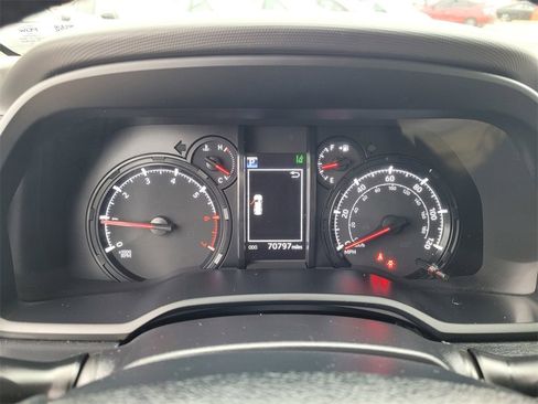 Used 2023 Toyota 4Runner SR5 Premium image 27