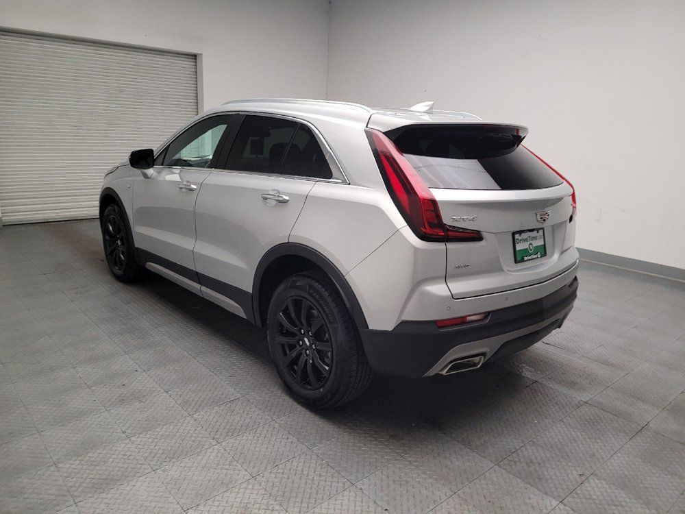 Used 2022 Cadillac XT4 Premium Luxury w/ Safety Alert Package AWD/4WD image 5
