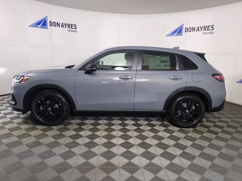 New 2026 Honda HR-V Sport image 2