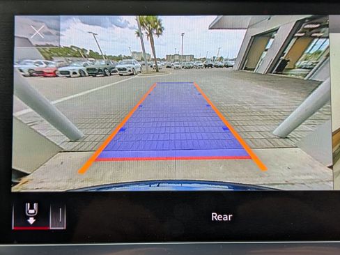 Certified 2023 Audi Q3 2.0T Premium Plus w/ Premium Plus Package image 21