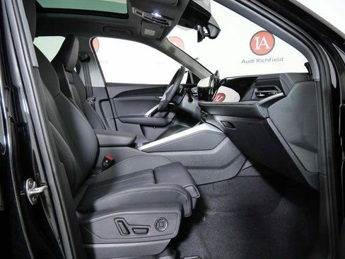 New 2025 Audi Q5 Premium Plus w/ Premium Plus image 12