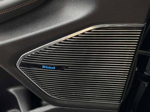 New 2025 Jeep Grand Cherokee Summit image 19