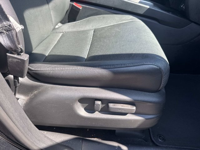 Used 2025 Honda Passport EX-L image 17