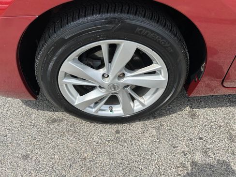 Used 2014 Nissan Altima 2.5 SV FWD image 20