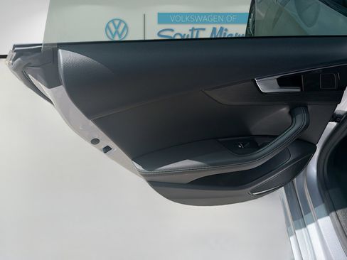 Used 2022 Audi A5 2.0T Premium Plus AWD/4WD image 25